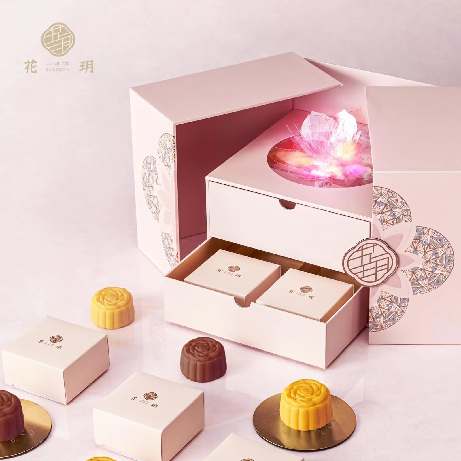 Artisan Lava Mooncake Gift Box